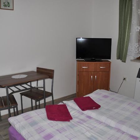 Privat Magdalena Apartment Besenova Exterior photo